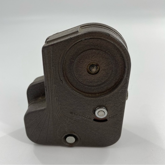 VINTAGE Univex Cine Camera MOVIE CAMERA 8MM - Picture 5 of 8